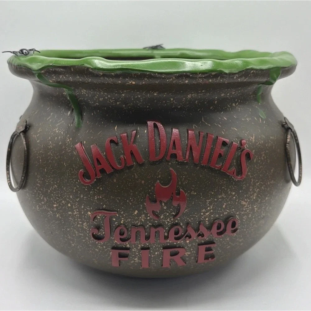 Rare Jack Daniel's Tennessee Whiskey Halloween Cauldron. Lights Up w/Bubble Soun